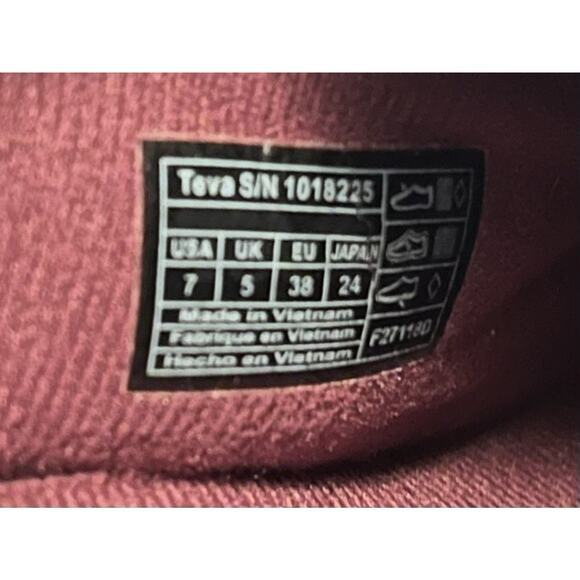 Teva Ember Moc Women’s 7 Black Quilted Comfort Casual Slip-On Shoes 1018225 - Picture 4 of 9